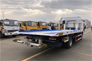 云溪区汽车救援补胎