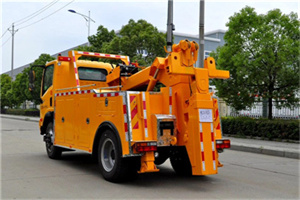 云溪区高速路拖车费